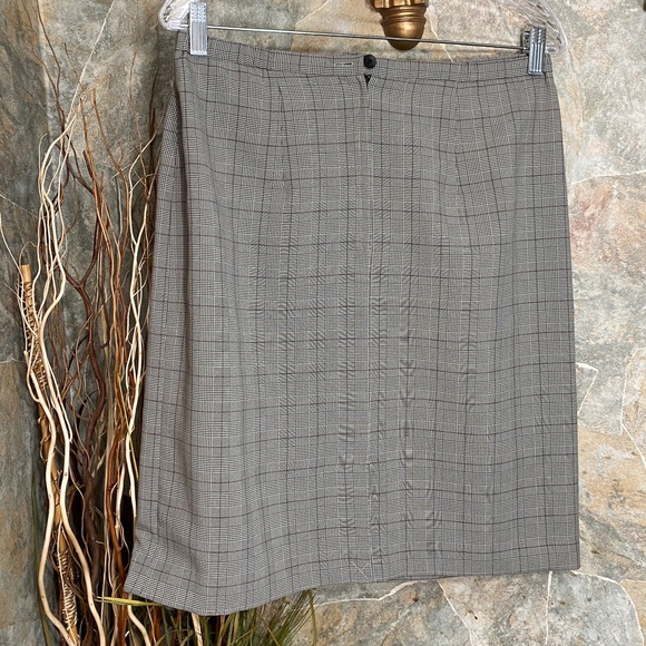 Karen Scott Glenn plaid blazer skirt suit set business executive professional - Picture 16 of 17